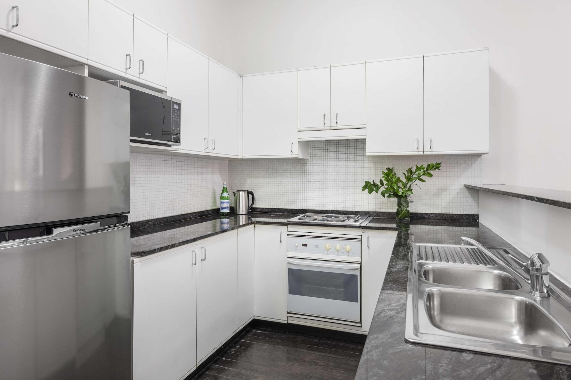 Oaks Sydney Goldsbrough Suites Eksteriør bilde